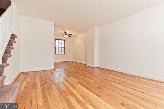 Building Photo - 2907 S Buchanan St