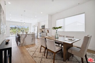 Building Photo - 957 Figueroa Terrace