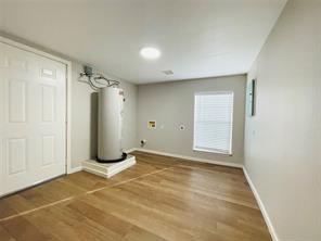 Building Photo - 306 Bauder St