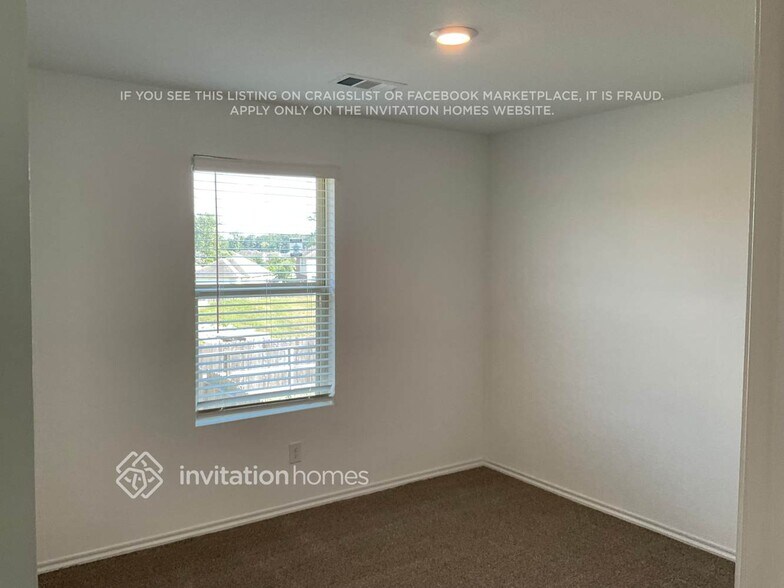 Building Photo - 18739 Faustina Way