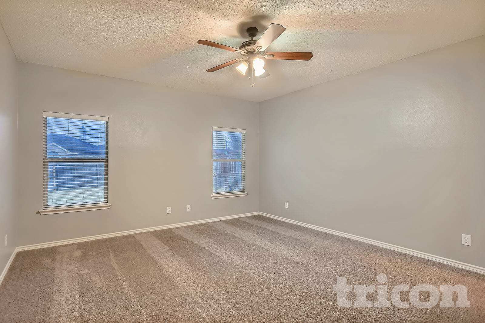 Building Photo - 2021 Cantura Dr