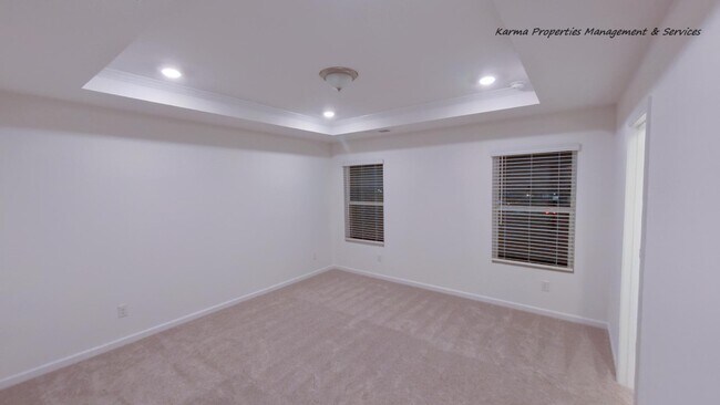 Building Photo - 785 Earhart St NW