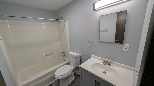 Building Photo - 12-14 Sedalia Ave - 14A