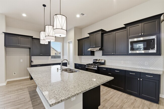 Building Photo - 9515 Willard Dr