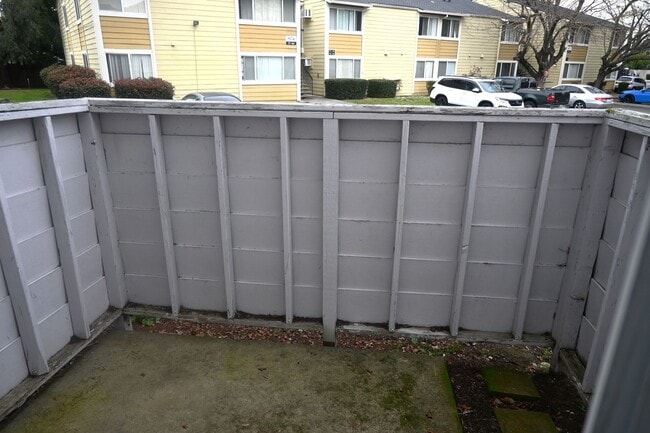 Building Photo - 8272 Center Pkwy