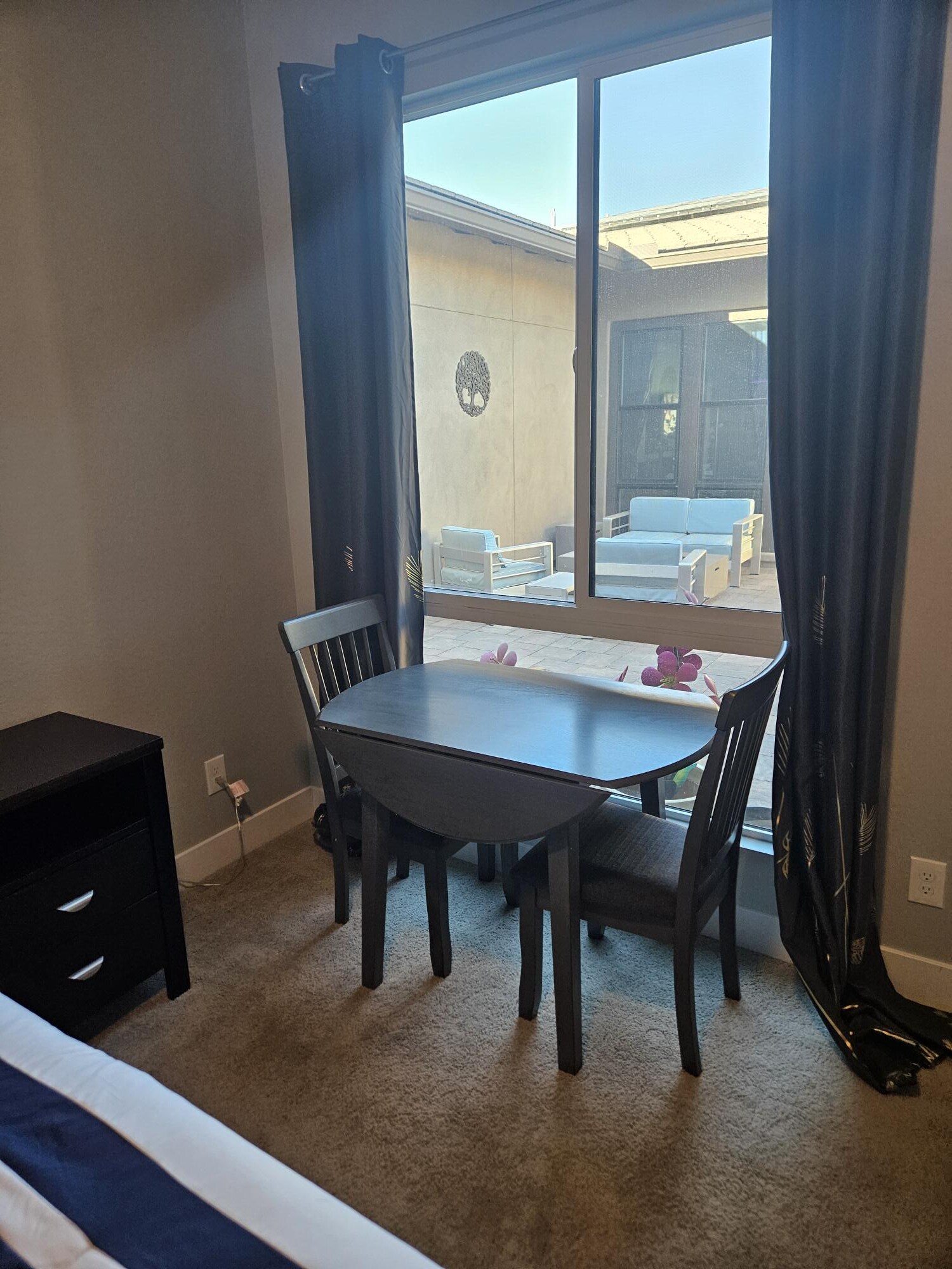 Dining - 1332 E La Mirada Dr