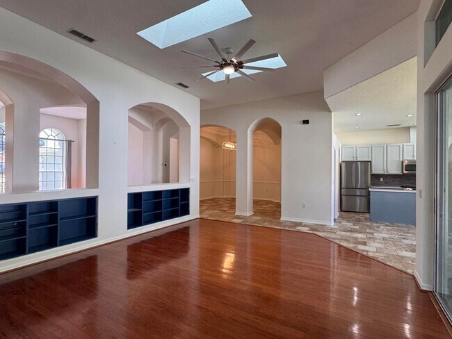 Building Photo - 39 Woodhollow Ln