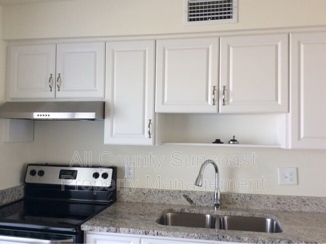 Building Photo - 7450 35th St N