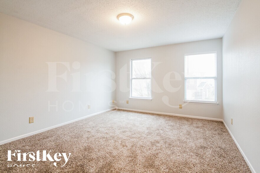 Building Photo - 12662 Courage Crossing