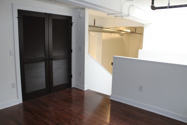 Building Photo - 408 Wellons St