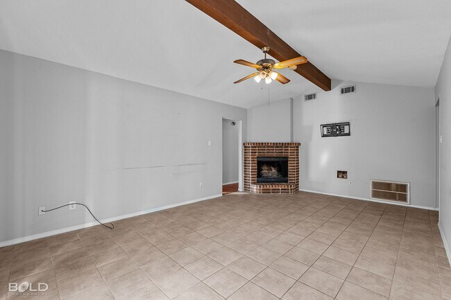 Building Photo - 4810 General Scott Pl