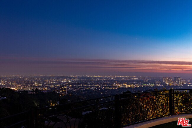 Building Photo - 1630 Carla Ridge