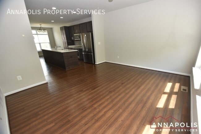 Building Photo - 133 Lejeune Way