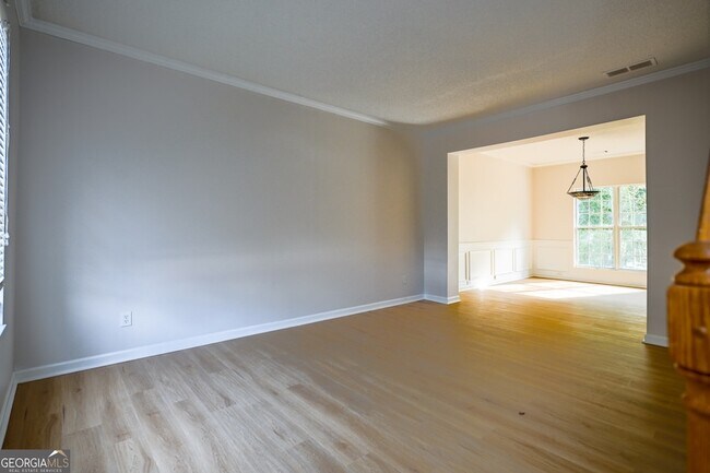 Building Photo - 1570 Swan Valley Ct