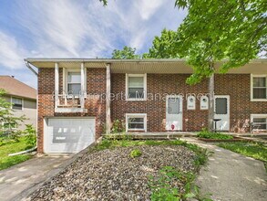 Building Photo - 2835 Tepee Ave