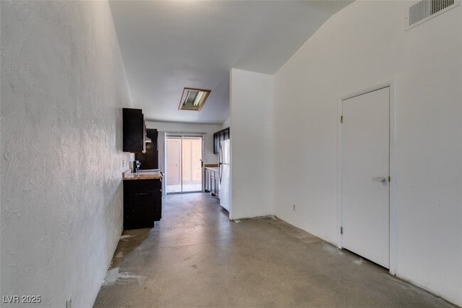 Building Photo - 1803 Discus Dr