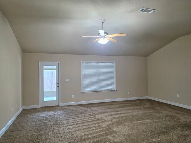 Building Photo - 14645 Birkdale Dr