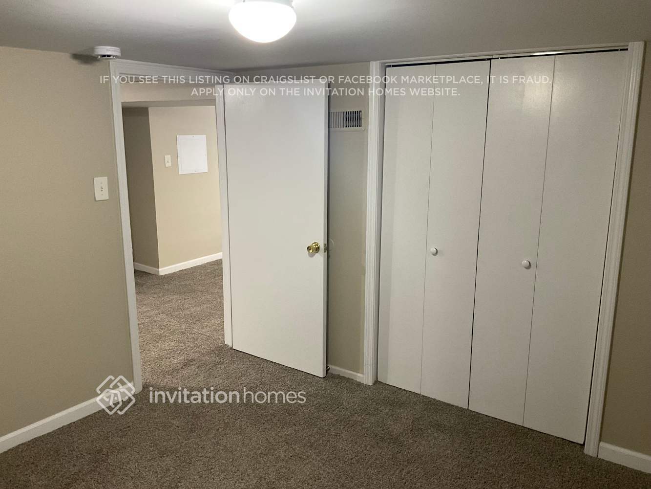 Building Photo - 5431 S Natoma Ave