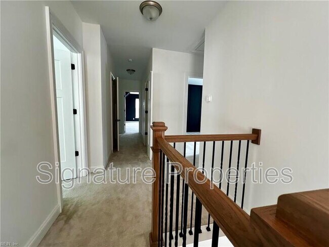 Building Photo - 309 Cairns Rd