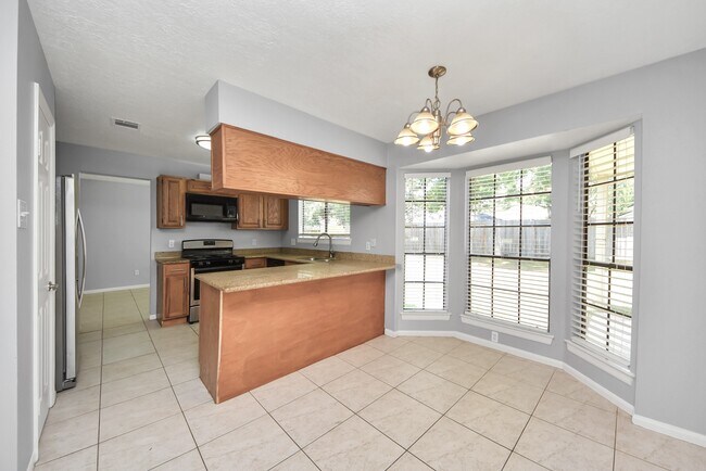Building Photo - 16006 Autumn Falls Ln