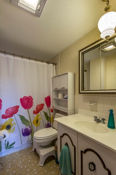 Building Photo - 376 Massachusetts Ave