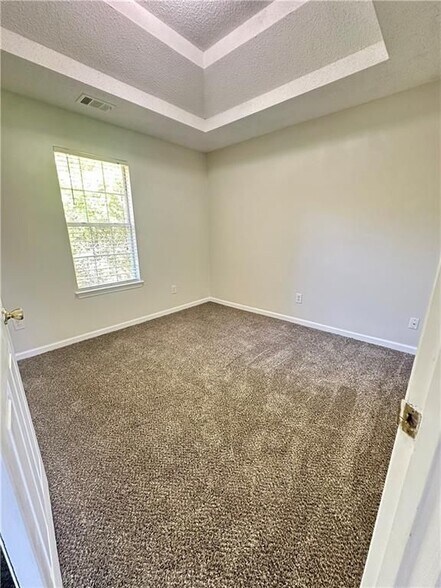 Building Photo - 3635 Spring Mesa Dr SW