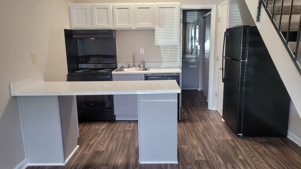 Pines of Lanier Apartments 2354 Pine Cove Cir Gainesville GA 30504