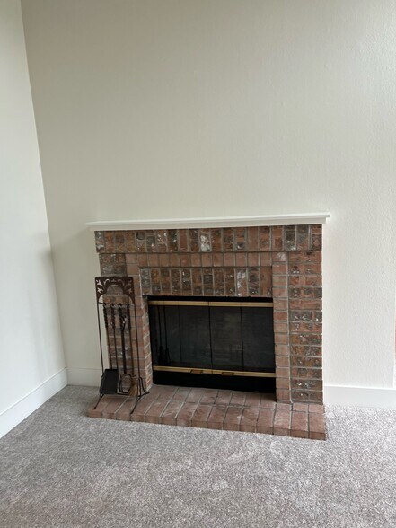 Building Photo - 3008 N Narrows Dr