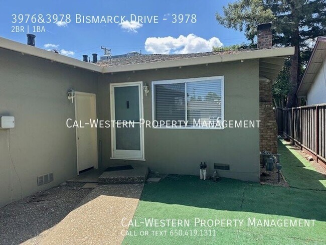 Building Photo - 3976&3978 Bismarck Drive-3978