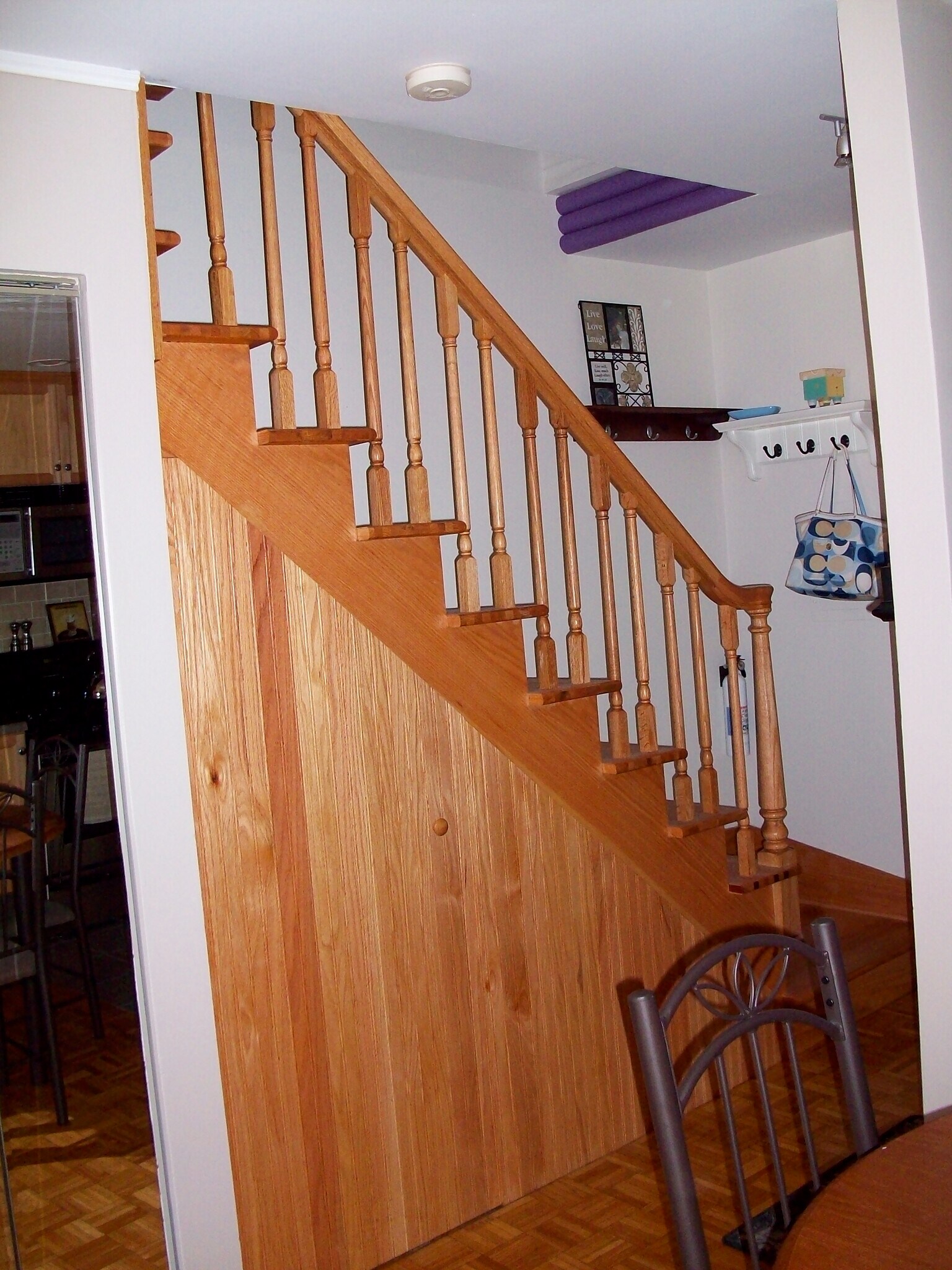 STAIRCASE THAT LEADS UP TO THE BEDROOMS - 832 W Oakdale Ave