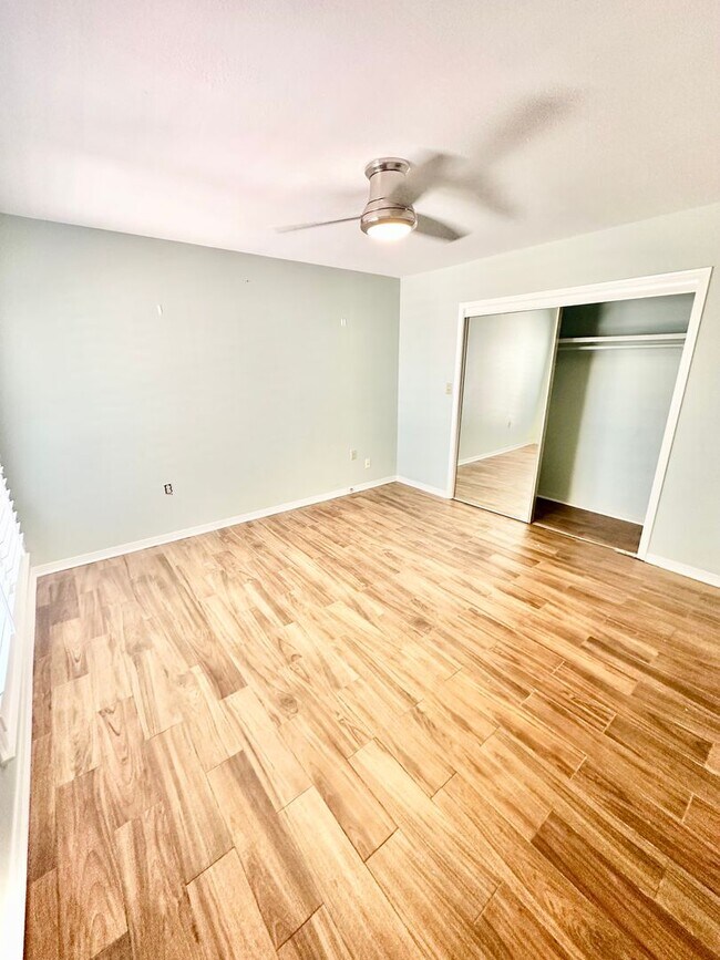 Building Photo - 937 Holbrook Cir