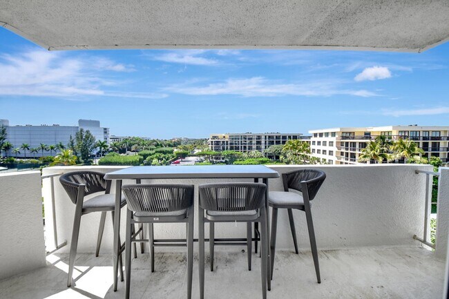 Building Photo - 2773 S Ocean Blvd