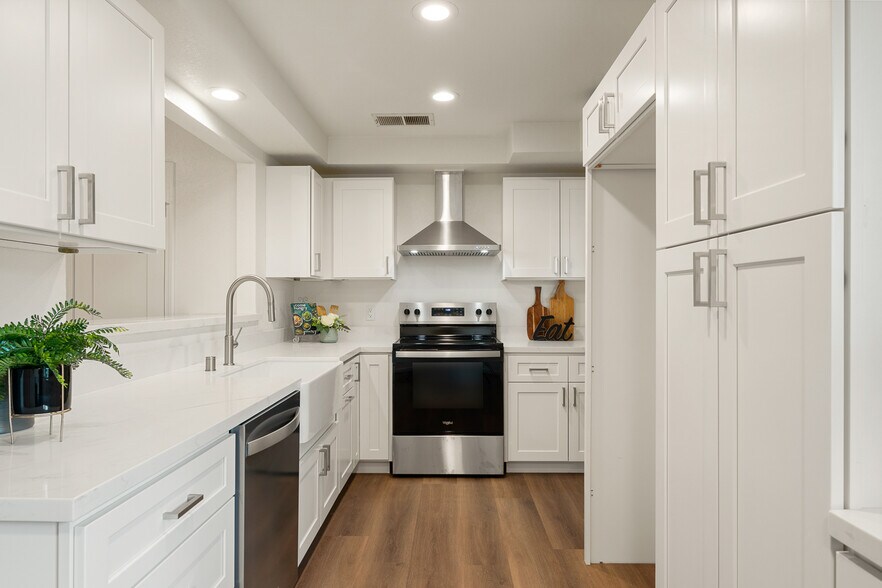 Building Photo - 5900 Ranger Way