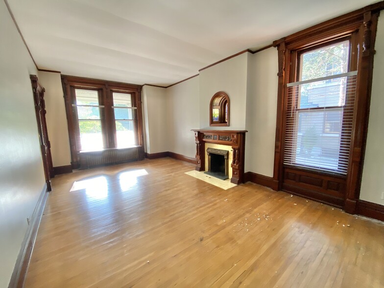 Building Photo - 626 Caldwell St