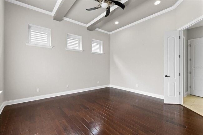 Building Photo - 8631 Laureate Blvd