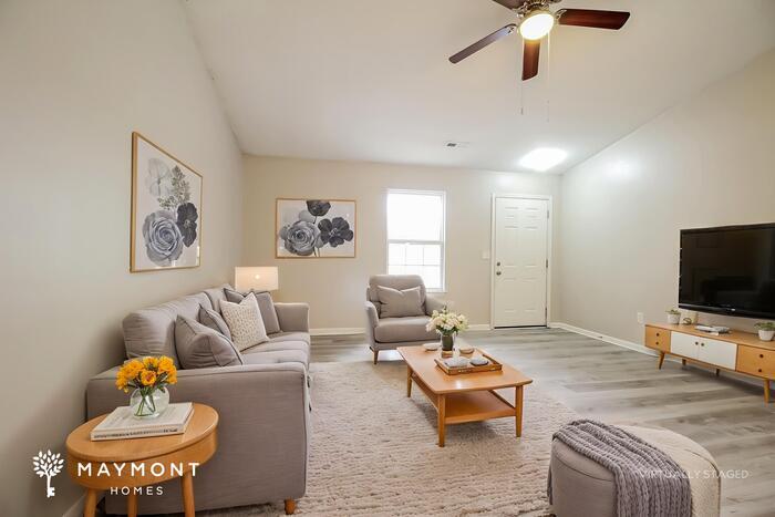 Building Photo - 302 Yukon Dr