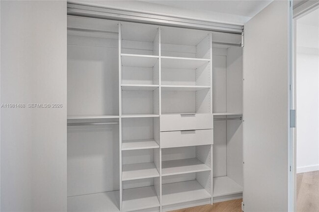 Building Photo - 19101 NE 36th Pl