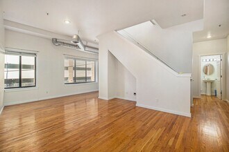 Building Photo - Unique 2-Story Loft-Style Condo w/1200 sqft of Living Space!