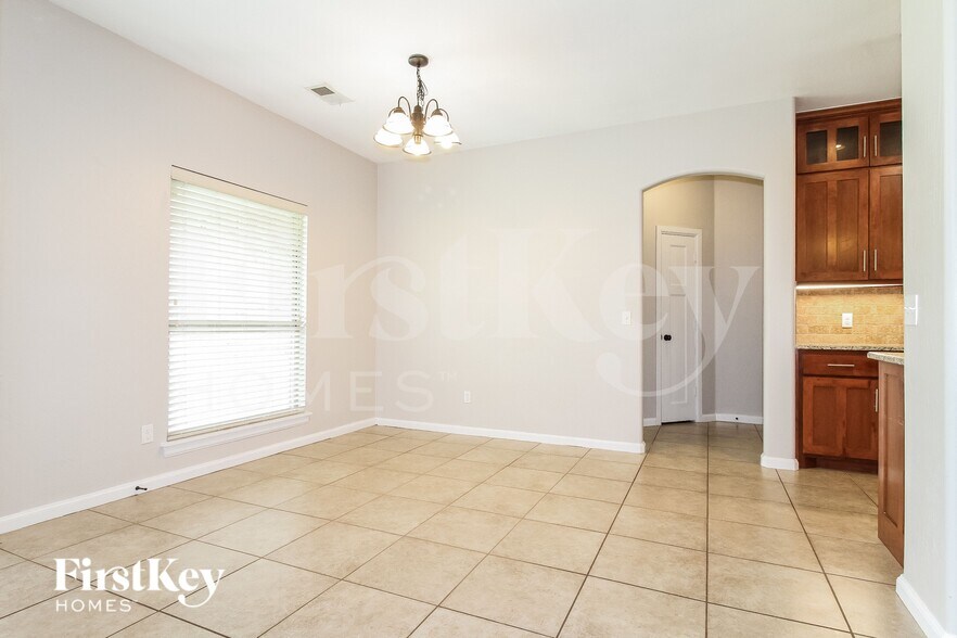 Building Photo - 304 SW 171st St