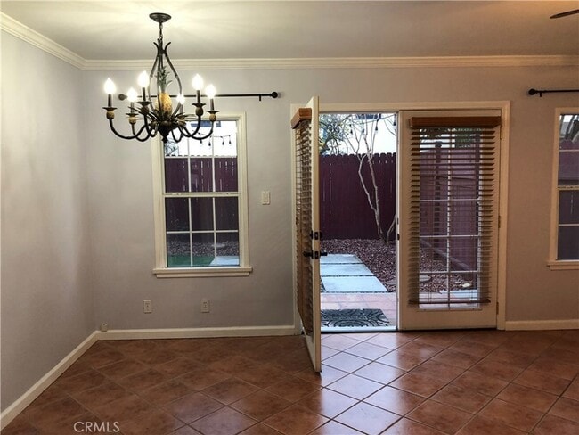 Building Photo - 3577 Gundry Ave