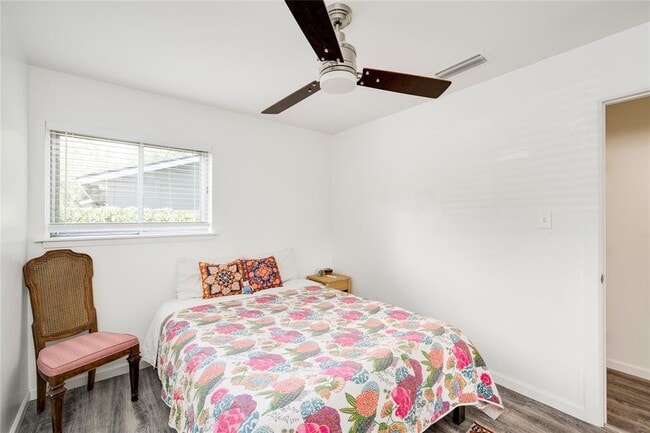 Building Photo - 5300 Halmark Dr