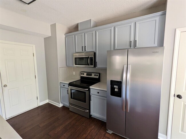 Building Photo - Home at Hedingham