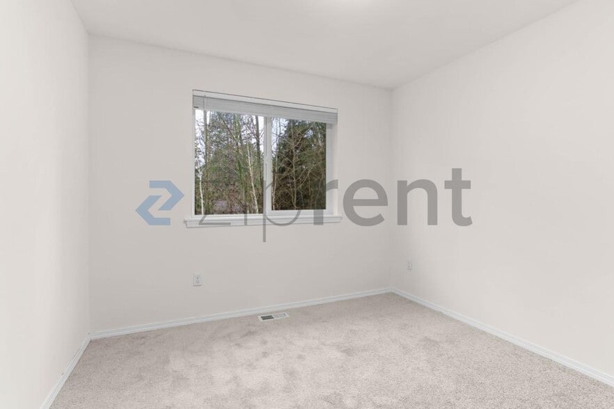 Building Photo - 18507 26th Ave SE