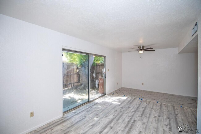 Building Photo - 123 S Magnolia Ave