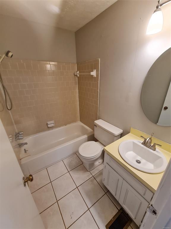 Building Photo - 1613 Cobblestone Ct
