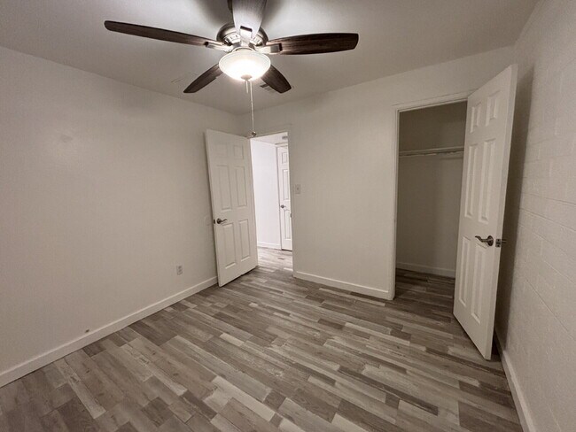 Building Photo - Available Now! One Bedroom Near Old Town S...
