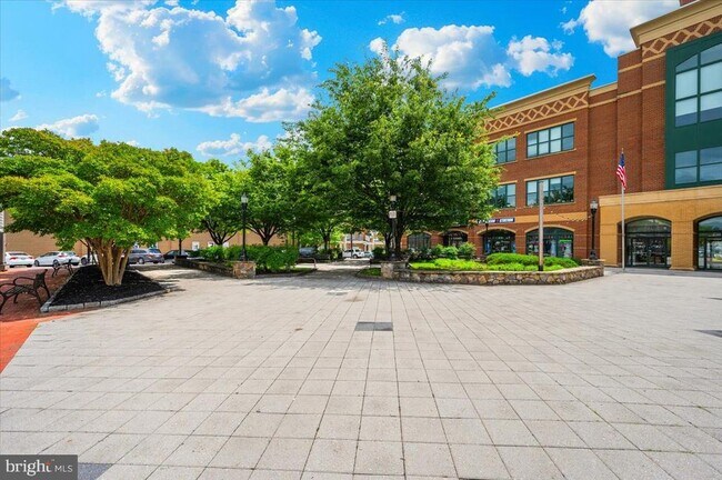 Building Photo - 16110 Hayshire Ct
