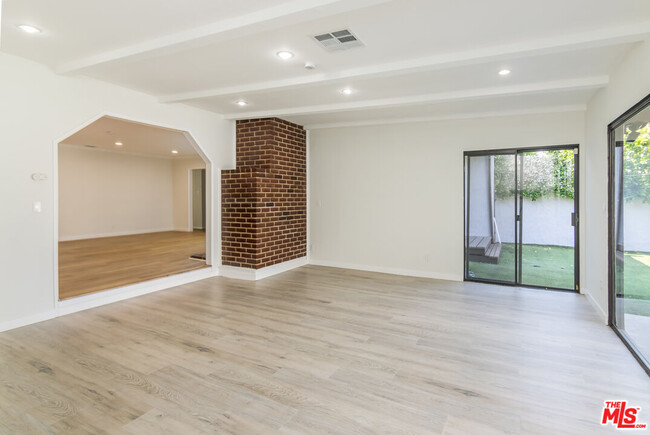Building Photo - 5450 Bevis Ave