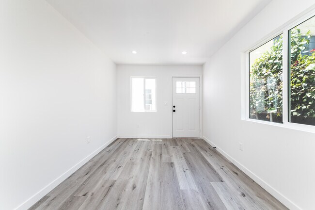 Building Photo - 6089 Horner St