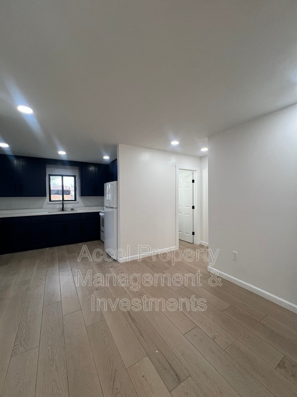 Building Photo - 2616 Quince Ave